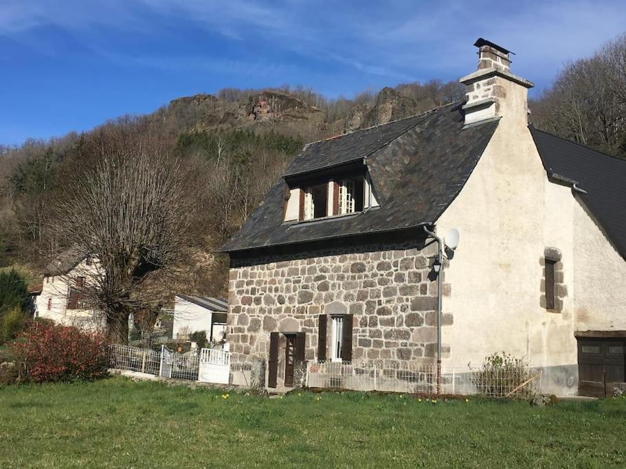 Maison Auvergnate Traditionnelle Recemment Renovee Ferienhaus