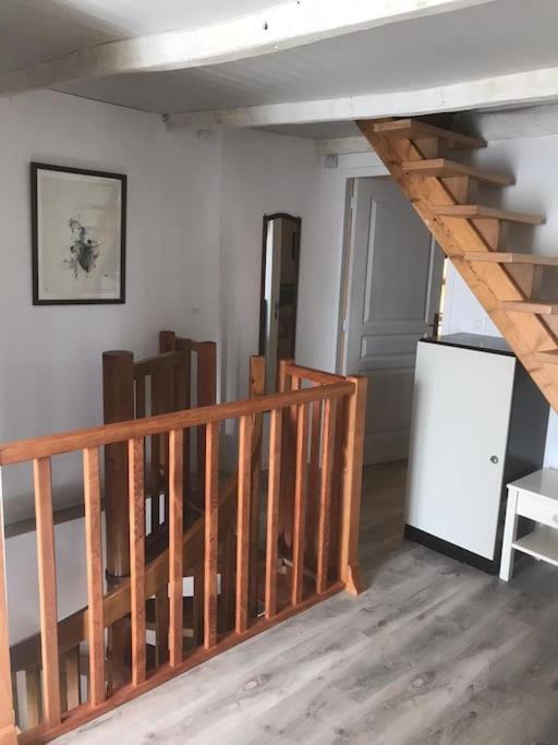 Maison Auvergnate Traditionnelle Recemment Renovee *