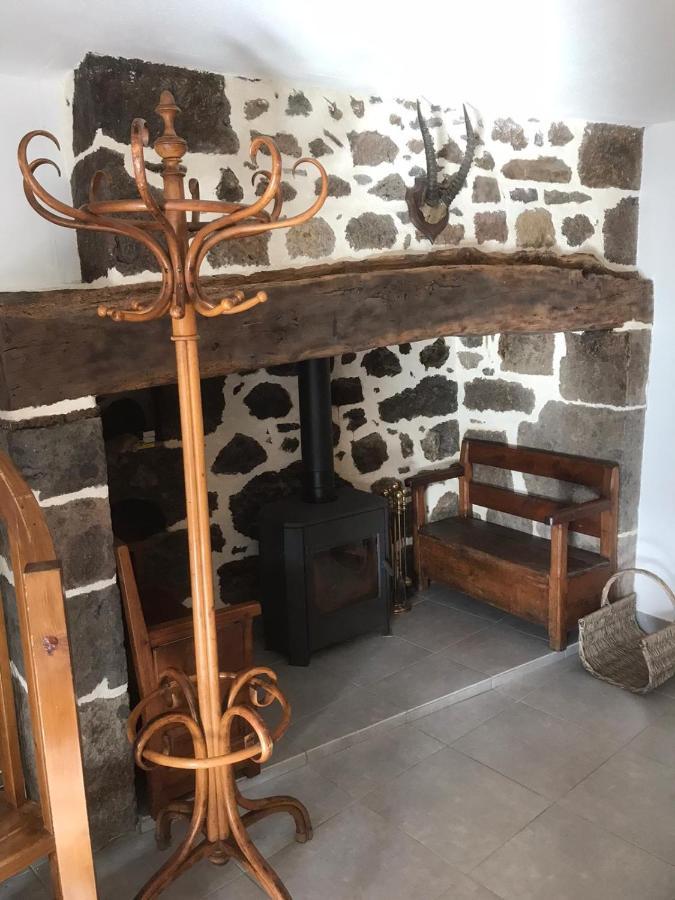 Maison Auvergnate Traditionnelle Recemment Renovee Ferienhaus